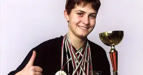 Боксьорка с афинитет към шаха премина в БК „Русе“