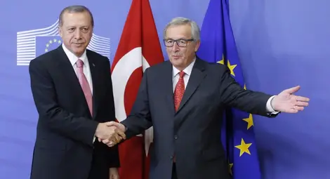 Юнкер: Ердоган да спре с обвиненията към Европа за безвизовия режим