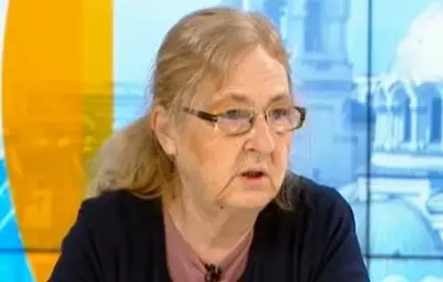 Проф. Кожухарова: Замяната на втората доза на "Астра Зенека" с РНК ваксина е неразумна Проф. Кожухарова: Замяната на втората доза на "Астра Зенека" с РНК ваксина е неразумна