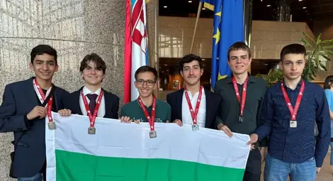България с два медала на Европейската олимпиада по експериментални науки