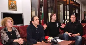 Организаторите на протеста: Ние поемаме функцията на мотора, но ни трябват специалисти за навигатор