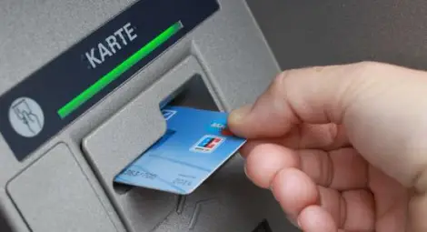 Хакери измислиха нова измама за кражба на пари през банкомат