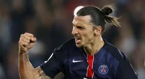 Китайци предлагат луди пари на Ибрахимович, шведът предпочита да остане в Юнайтед