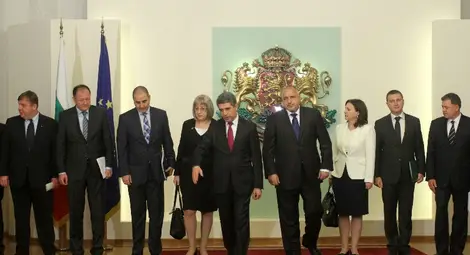 След съвета по сигурността при президента управляващите ще пишат антитерористичен закон След съвета по сигурността при президента управляващите ще пишат антитерористичен закон