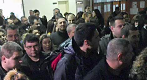 Българинът иска да е митничар, макар и срещу 600 лв. заплата Българинът иска да е митничар, макар и срещу 600 лв. заплата