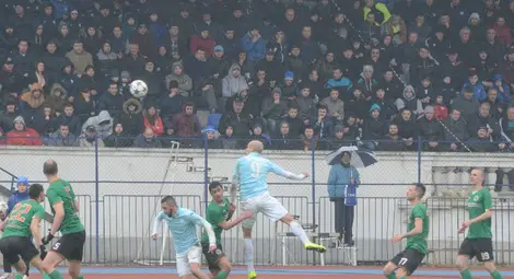 &bdquo;Дунав&ldquo; надигра &bdquo;Нефтохимик&ldquo; с гол на играч №1 в дербито Будинов