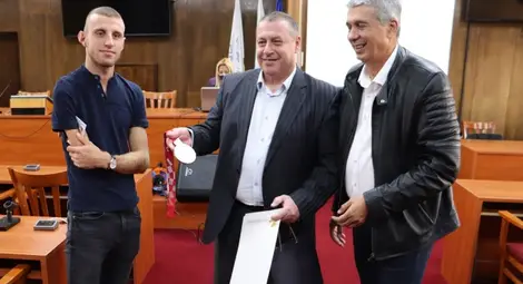 Българинов поиска равни премии за равни постижения на всички атлети