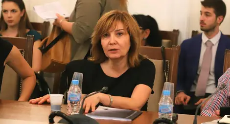 Въпреки теча на данни: В НАП са раздадени над 30 млн. лв. бонуси през 2019 г.