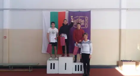 Спринтьорите на &bdquo;Локомотив&ldquo; с 4 медала от старт във Велико Търново