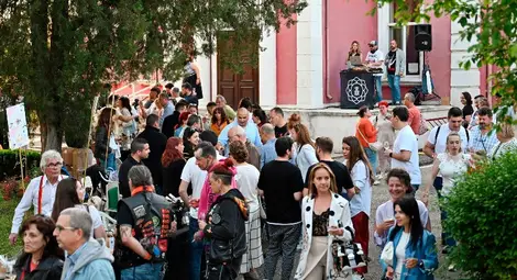 Първият винен фестивал &bdquo;Винофрения&ldquo; в Русе &ndash; летящ старт и блестящ финал&nbsp;