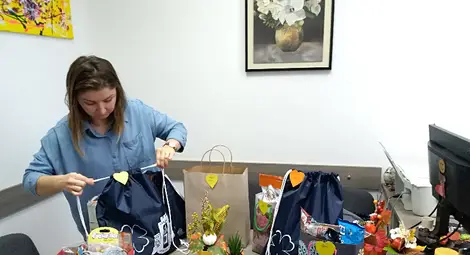 С благотворителна среща &bdquo;Човечност в действие&ldquo; Клуб &bdquo;Емпатия&ldquo; и приятели отбелязаха деня на толерантността