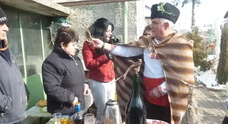 Цар Иван Минчев направи  показно зарязване в Николово