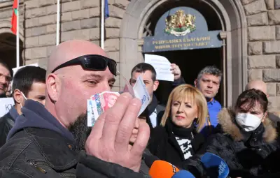 Акция пред Министерския съвет с искане за оставката на правителството