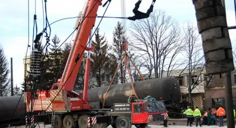 Първите две цистерни са изтеглени от Хитрино