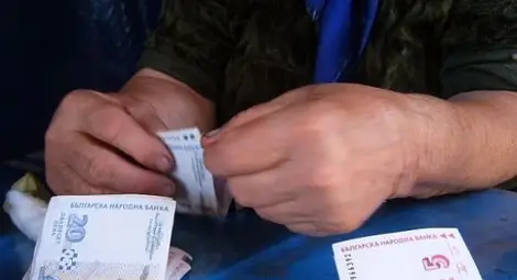 Нов хит: Ало измамници плашат с ебола! Нов хит: Ало измамници плашат с ебола!