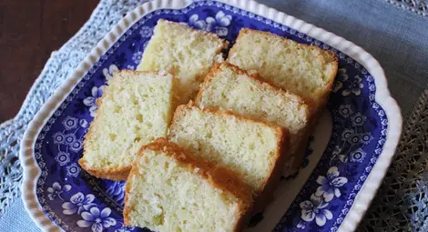 Поетесата готвачка