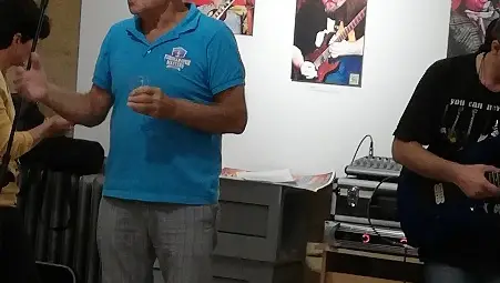 Фотоси на гост музиканти в Макс клуб разказват за емоцията на рока