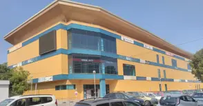 Неизвестна столична фирма купи фалиралия Мега мол