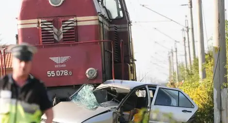 Уволняват жепейци заради кървавата катастрофа на прелеза &bdquo;Обеля&rdquo;