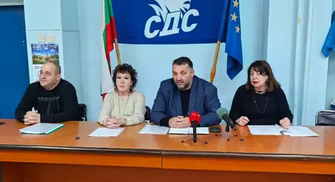 Три главни теми за СДС-Гражданите на сесията - транспортът, чистенето на снега и пътният заем