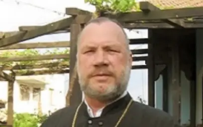 Отец Боян САРЪЕВ