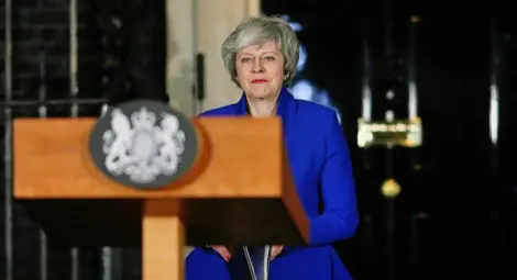 Рекорден брой британци искат оставане в ЕС, Мей пише ново споразумение