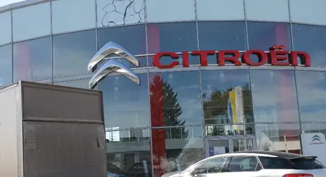 Изнесената и обрана каса в шоурума на &bdquo;Ситроен&ldquo; не била укрепена за пода