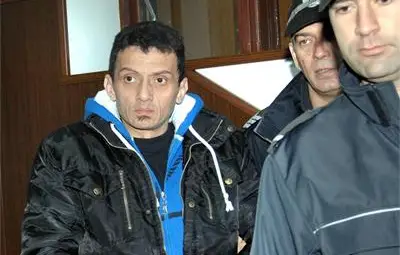 Двоен убиец иска по-леко наказание