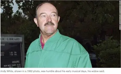 Почина Анди Уайт, Петия Бийтъл