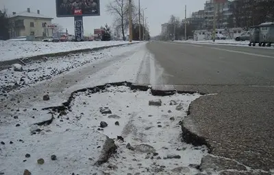 Кърпят зимните кратери по шосетата с 50 млн. лв.