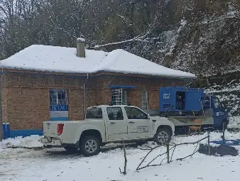 Армията помага на бедстващата община Две могили