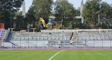 Градският стадион с нова ВИП ложа до месец