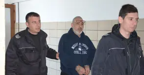 Задържан за отвличане направил диабетна криза с кило захар и пакет вафли