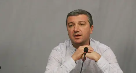 БСП се връща в парламента, искат оставката на Горанов