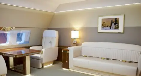 Със златни тоалетни и махагон &ndash; самолетите на Путин