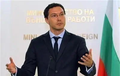 Даниел Митов: Всички истерии, че България ще влиза във война, са пълен абсурд