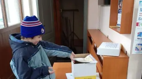 "Гласуване" с рисунки срещу "зимата" от стените на педиатричните отделения в България "Гласуване" с рисунки срещу "зимата" от стените на педиатричните отделения в България