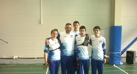 Два медала за стрелците с лък Два медала за стрелците с лък