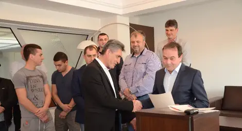 &bdquo;Булмаркет&ldquo; награди 10 свои герои от Хитрино /галерия/