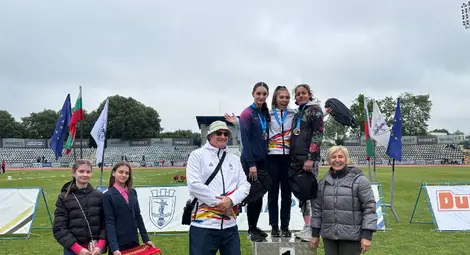 Пет медала за лекоатлетите на &bdquo;Дунав&ldquo; Русе от силния турнир &bdquo;Младост&ldquo;