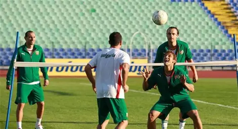 Уникално! Закъснялото писмо на Димитър Бербатов до Стилиян и Мартин!