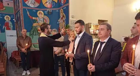 Коалиция ГЕРБ-СДС в Русе откри кампанията си с водосвет на празника Покров Богородичен