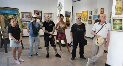 Изложба, посветена на лятото, беше открита в малката зала на ул. &bdquo;Борисова&ldquo; 6 В Русе