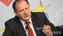 Миков: Вотът на недоверие не бе за политика, а за езика на омразата