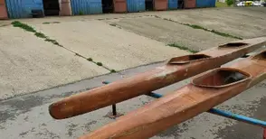 Забравени лодки като „Страдивариус“ пред нови стартове с младите гребци на „Локо“