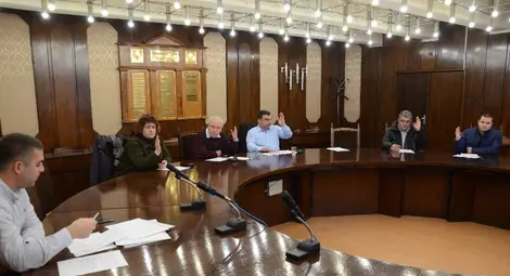 Кандидатите за омбудсман с три минути за представяне пред общинския съвет