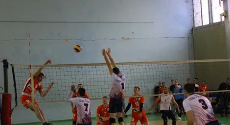 Волейболистите на &bdquo;Дунав&ldquo; на поправка днес в Бургас