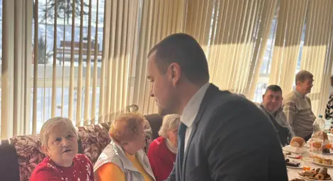 Потребителите на бившия Дом "Майка и дете" в Русе отбелязаха Бабинден