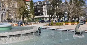 През юли официално откриват  обновената централна зона