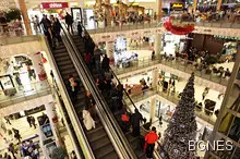 Всеки 5-ти мъж купува подаръци на Бъдни вечер